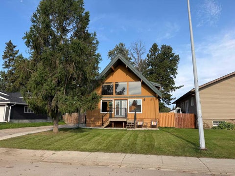 Photo of 1104 10 Street SE, Slave Lake, AB T0G 2A3 (MLS # A2342278)