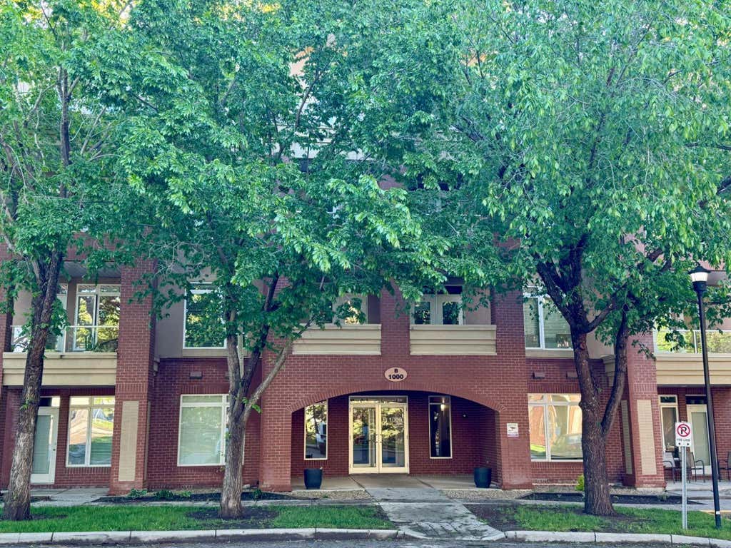Photo of 24 Hemlock Crescent SW #1108, Calgary, AB T3C 2Z1 (MLS # A2287815)