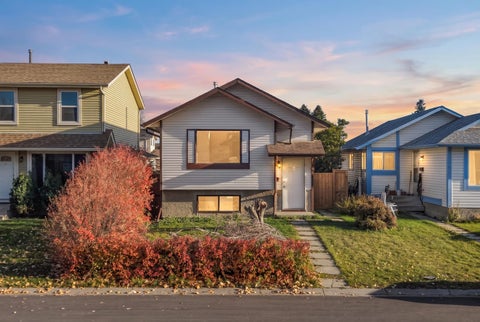 Photo of 96 Abalone Crescent NE, Calgary, AB T2A 6X8 (MLS # A2352844)