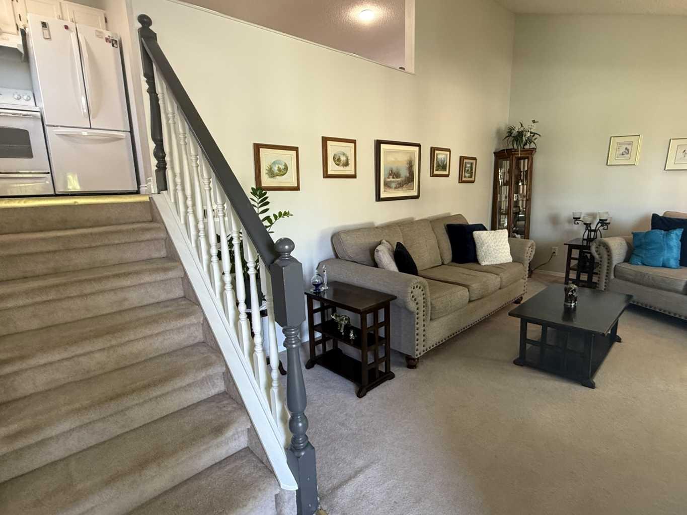 115 Stephens Crescent