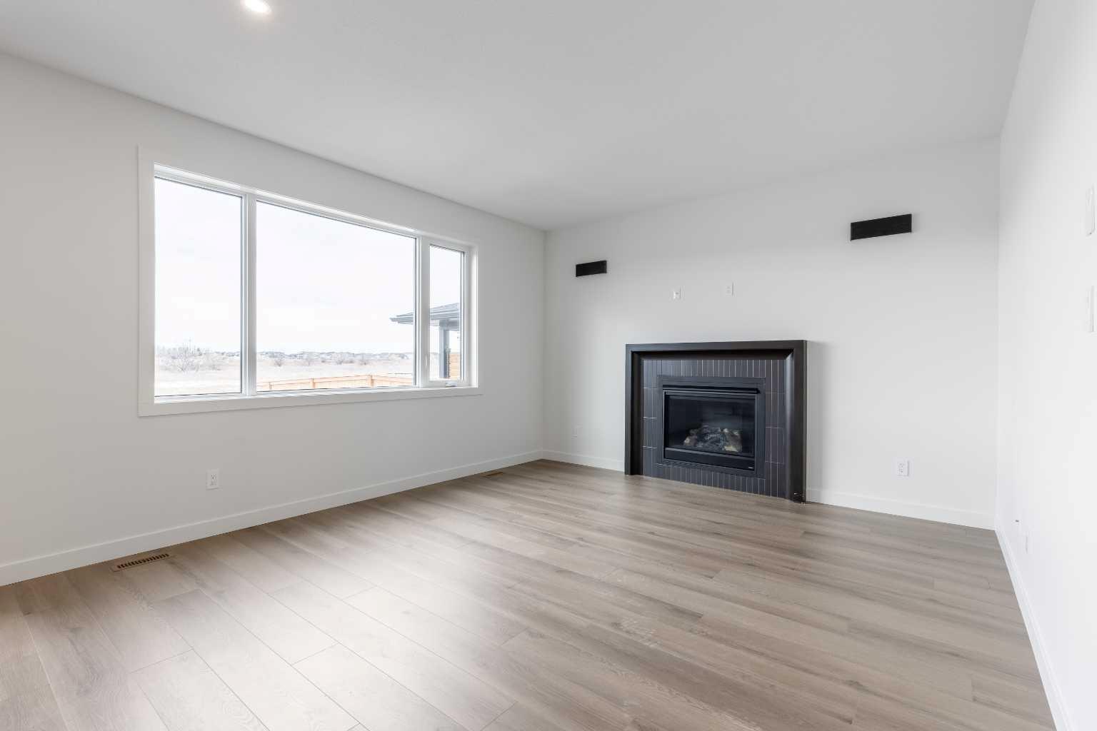 346 Canyon Meadows Road W