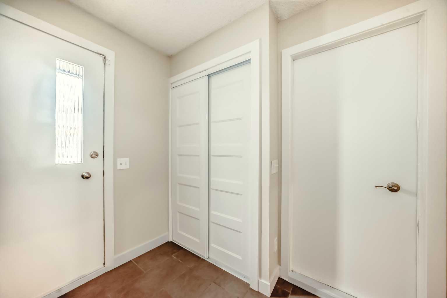 9 Brae Glen Court SW