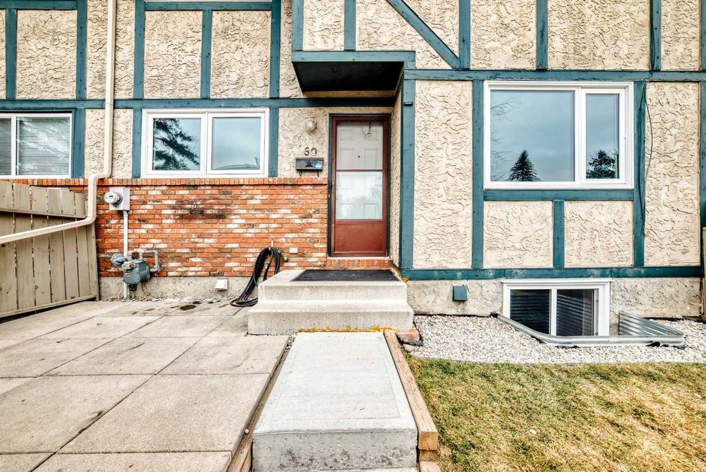 Photo of 203 Lynnview Road SE #60S, Calgary, AB T2C 2C6 (MLS # A2295988)