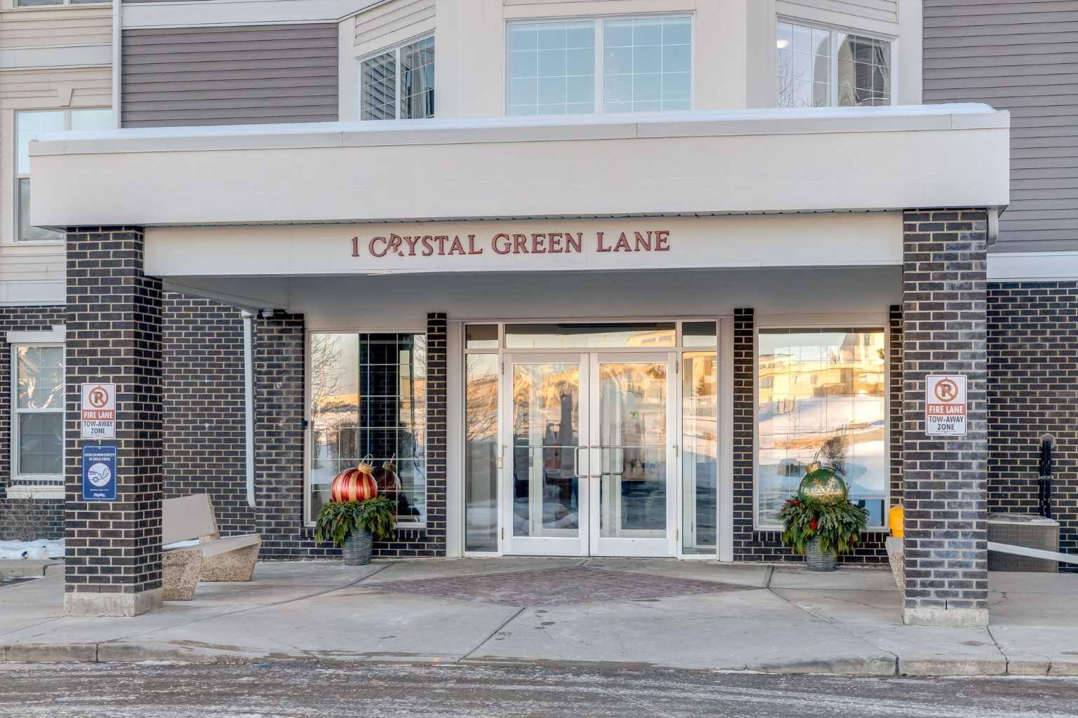 1 CRYSTAL GREEN Lane 411