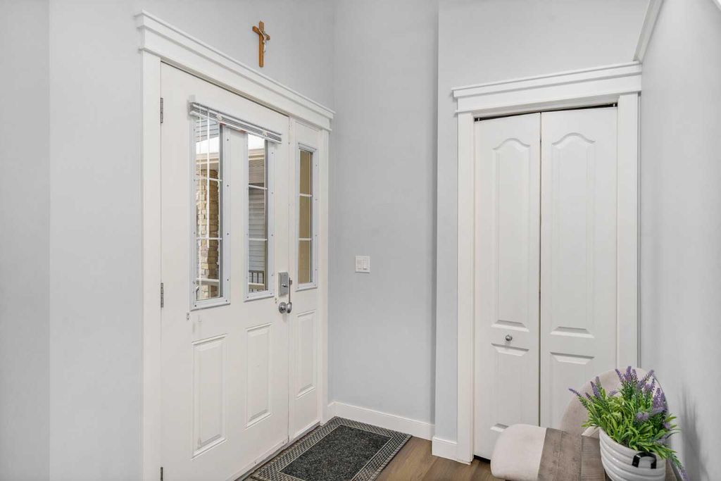 Photo of 254 Silverado Plains Circle SW, Calgary, AB T2X 0R5 (MLS # A2282027)