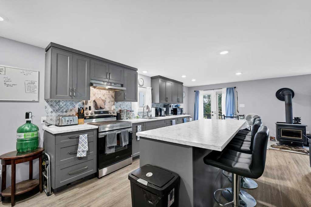 Photo of 210 Dunbar Avenue W, Bow Island, AB T0K 0G0 (MLS # A2336946)