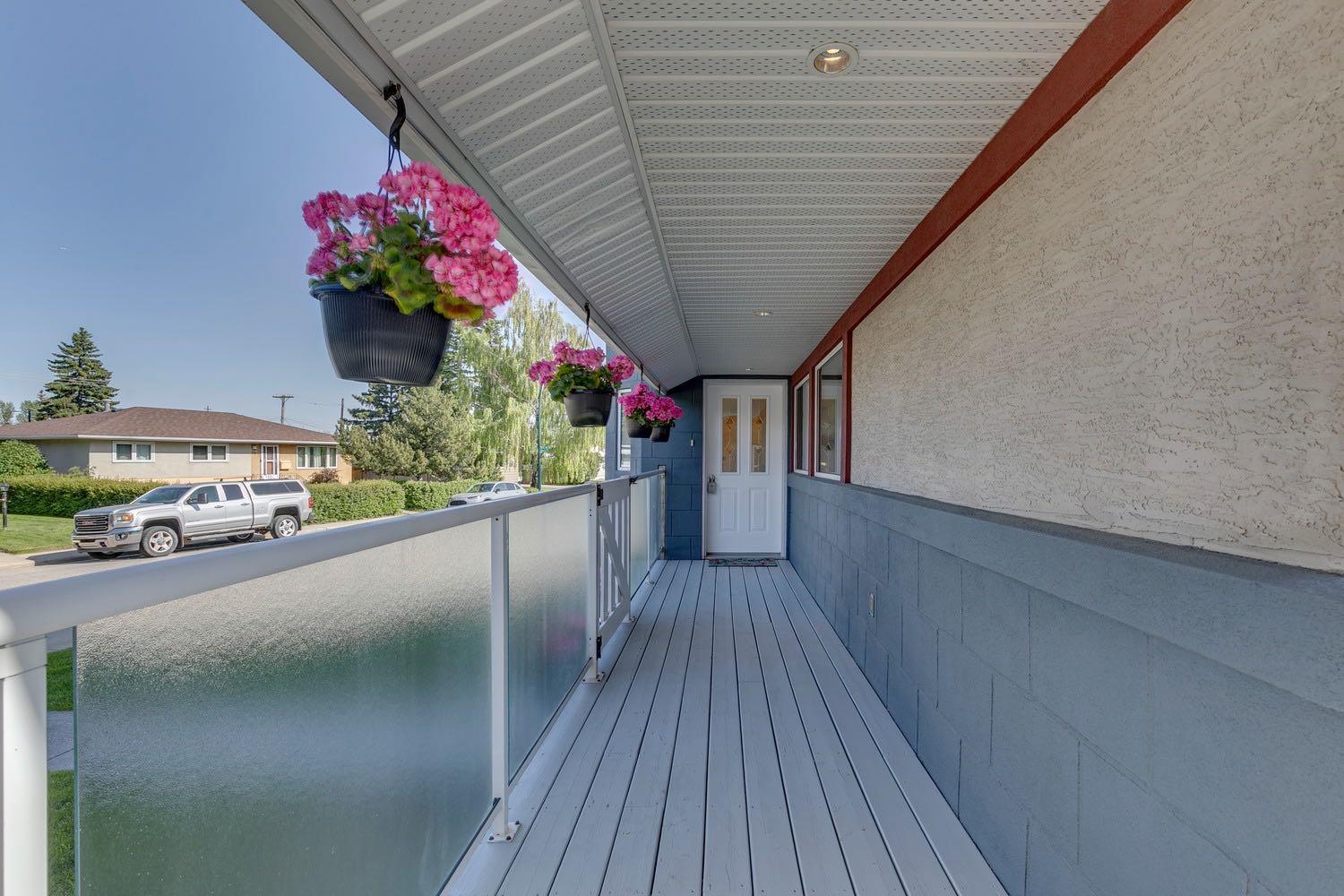 71 Sackville Drive SW