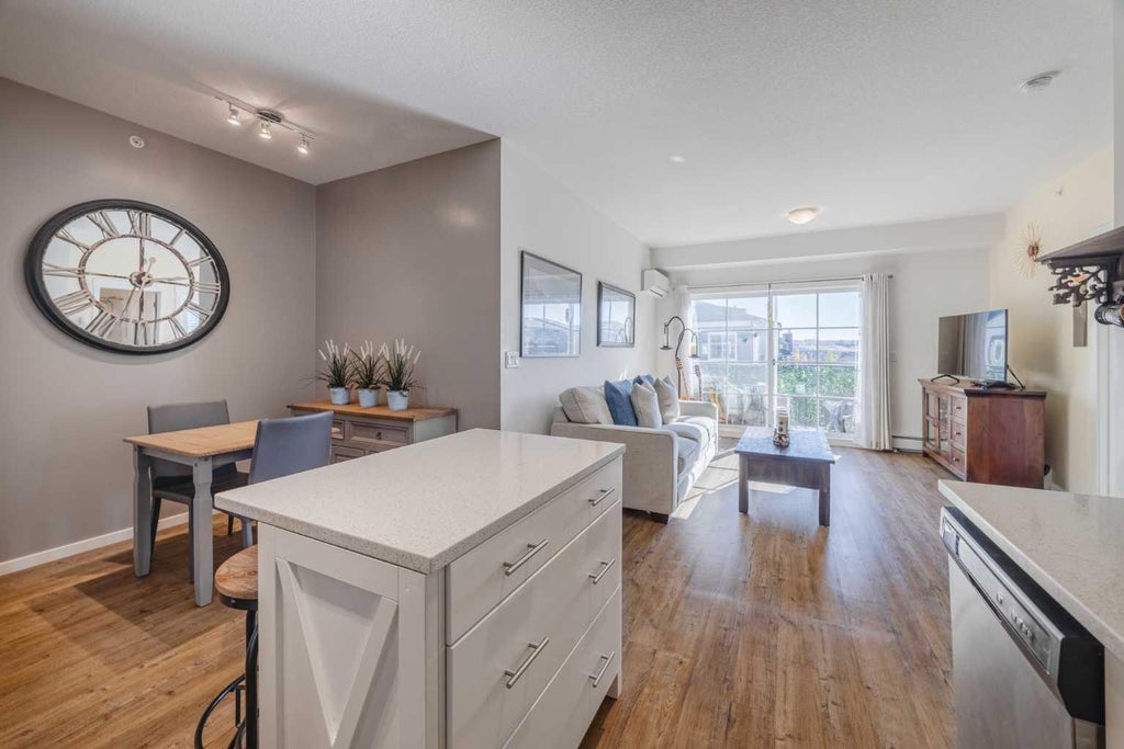 4410-215 LEGACY BOULEVARD SE, CALGARY, AB T2X 3Z7 - Image 1856883053.jpeg?d=l