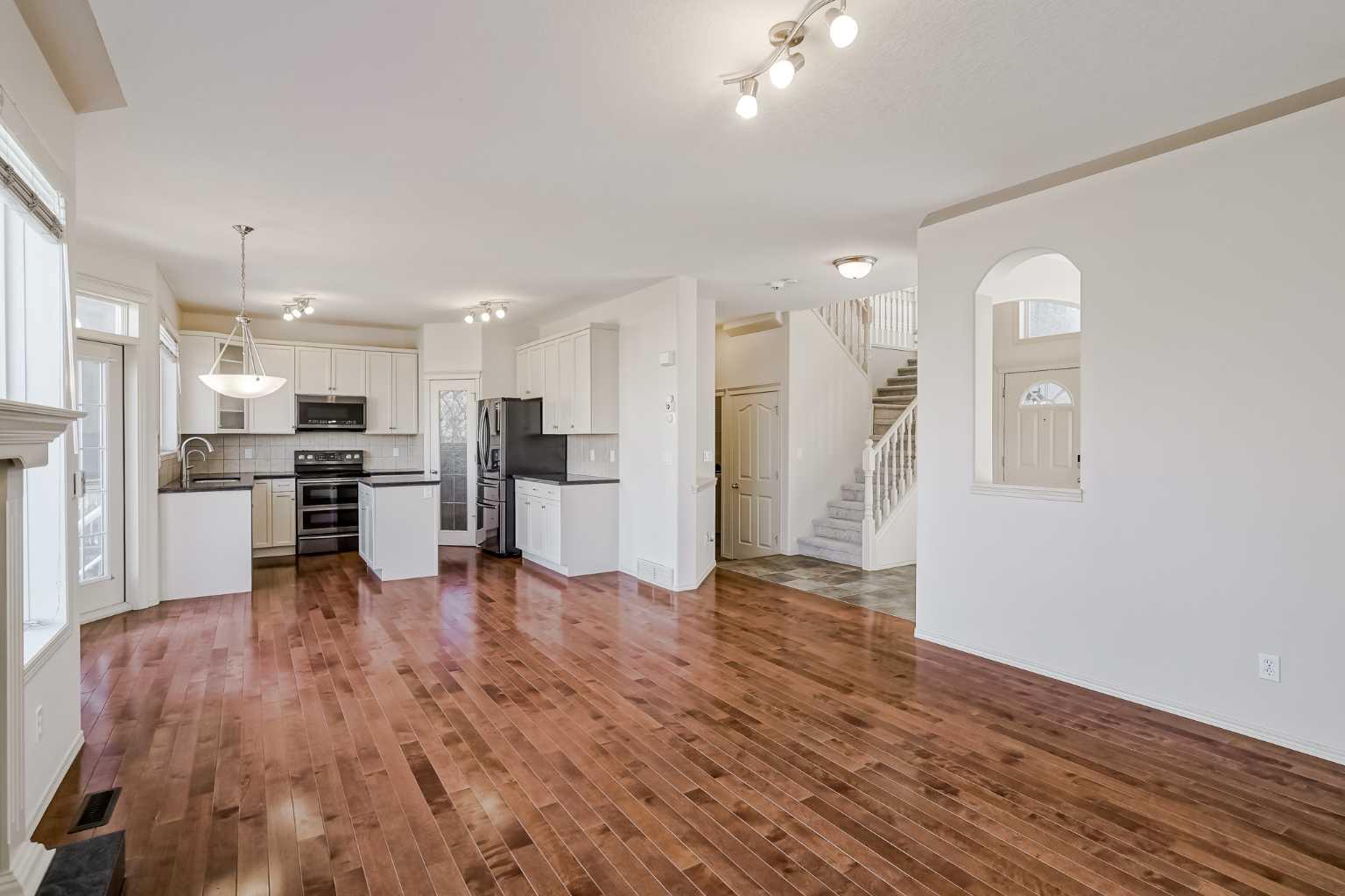 1605 Strathcona Drive SW