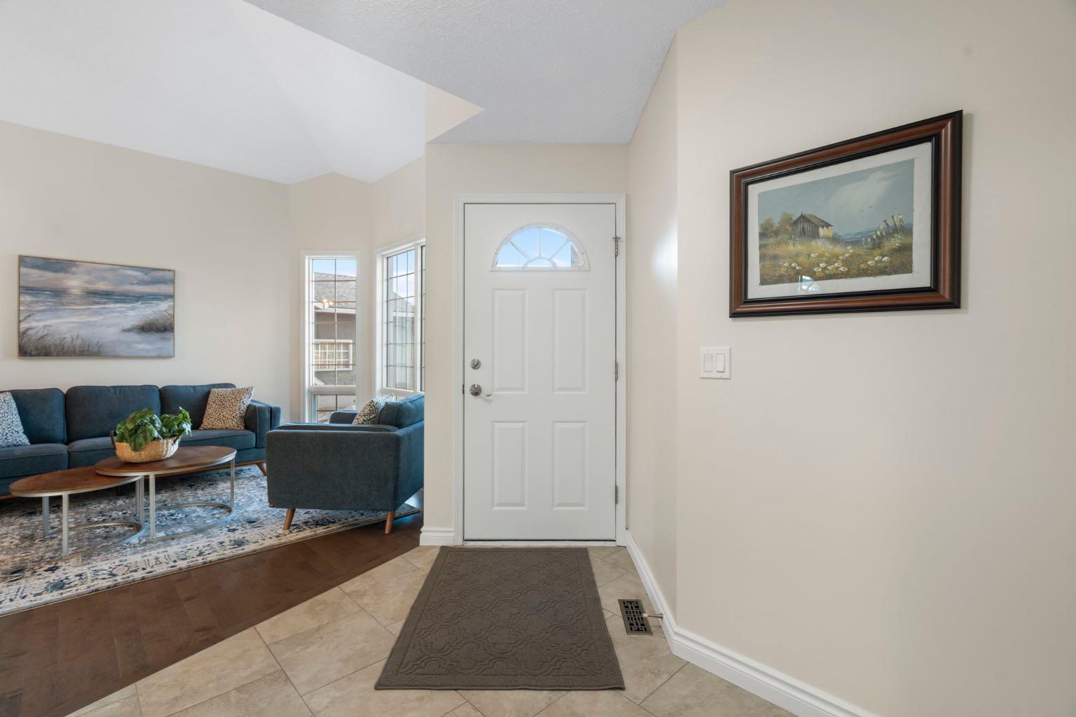 209 Hawkstone Drive NW