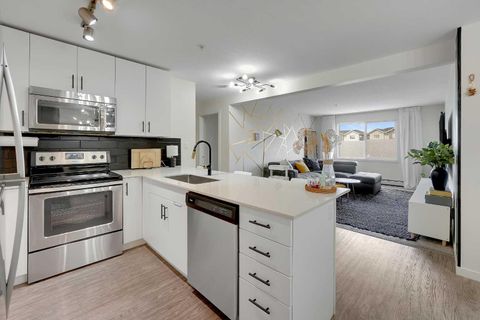 Photo of 181 Skyview Ranch Manor NE #3212, Calgary, AB T3N 0V2 (MLS # A2298514)