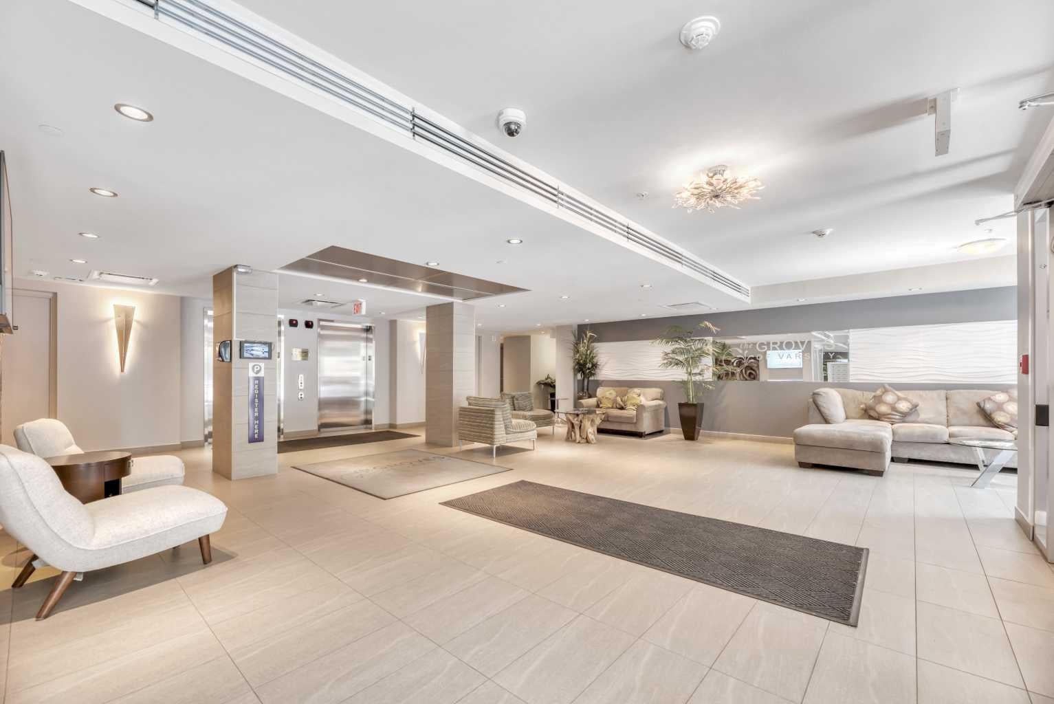 16 Varsity Estates Circle NW 1103