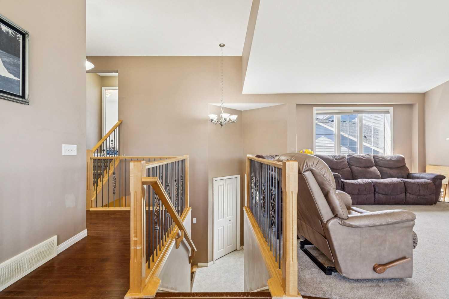 232 Hillcrest Court