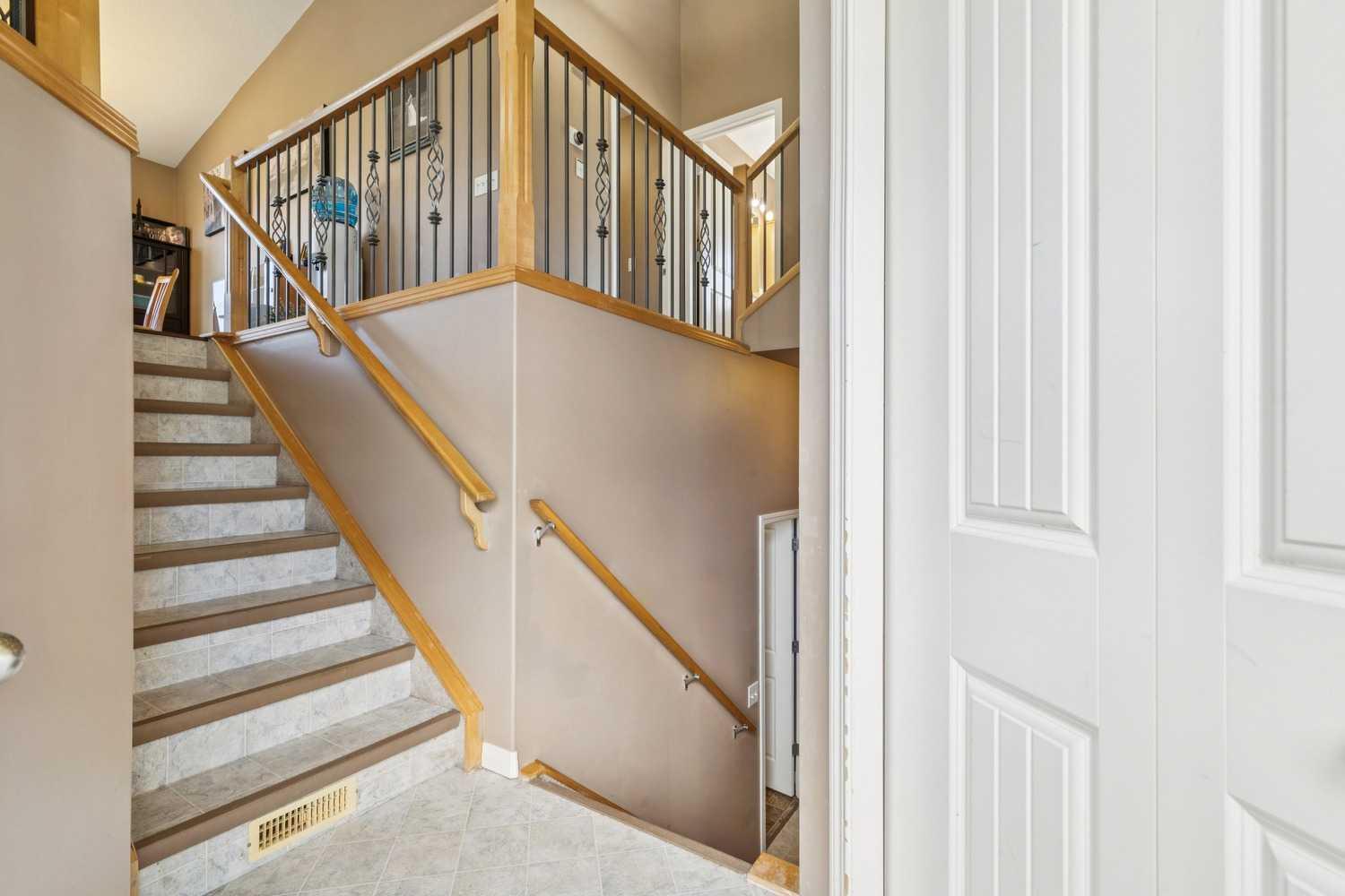 232 Hillcrest Court