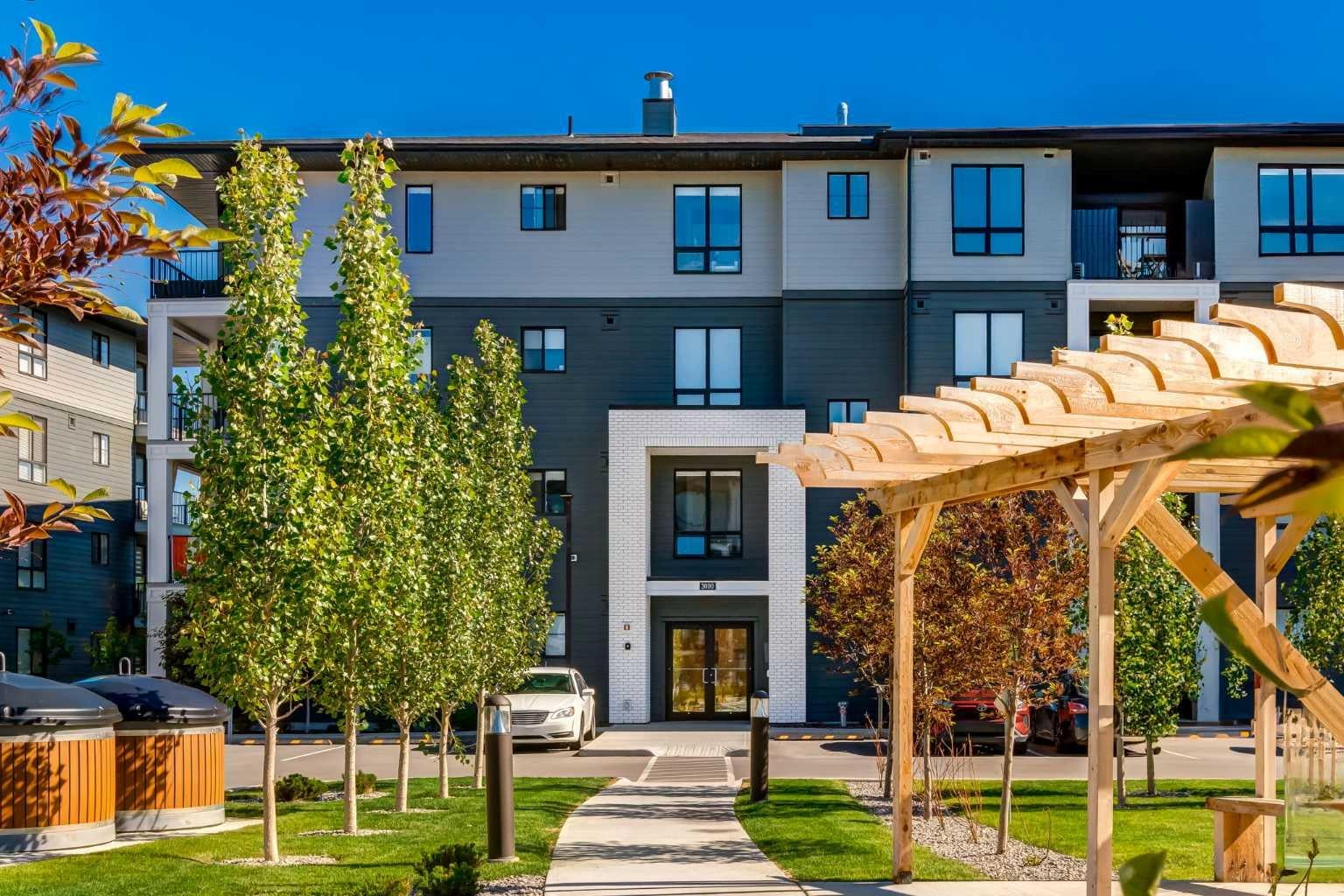 740 Legacy Village Road SE 3210