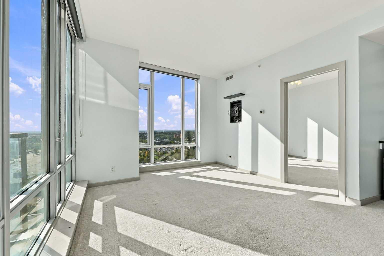 210 15 Avenue SE 2106