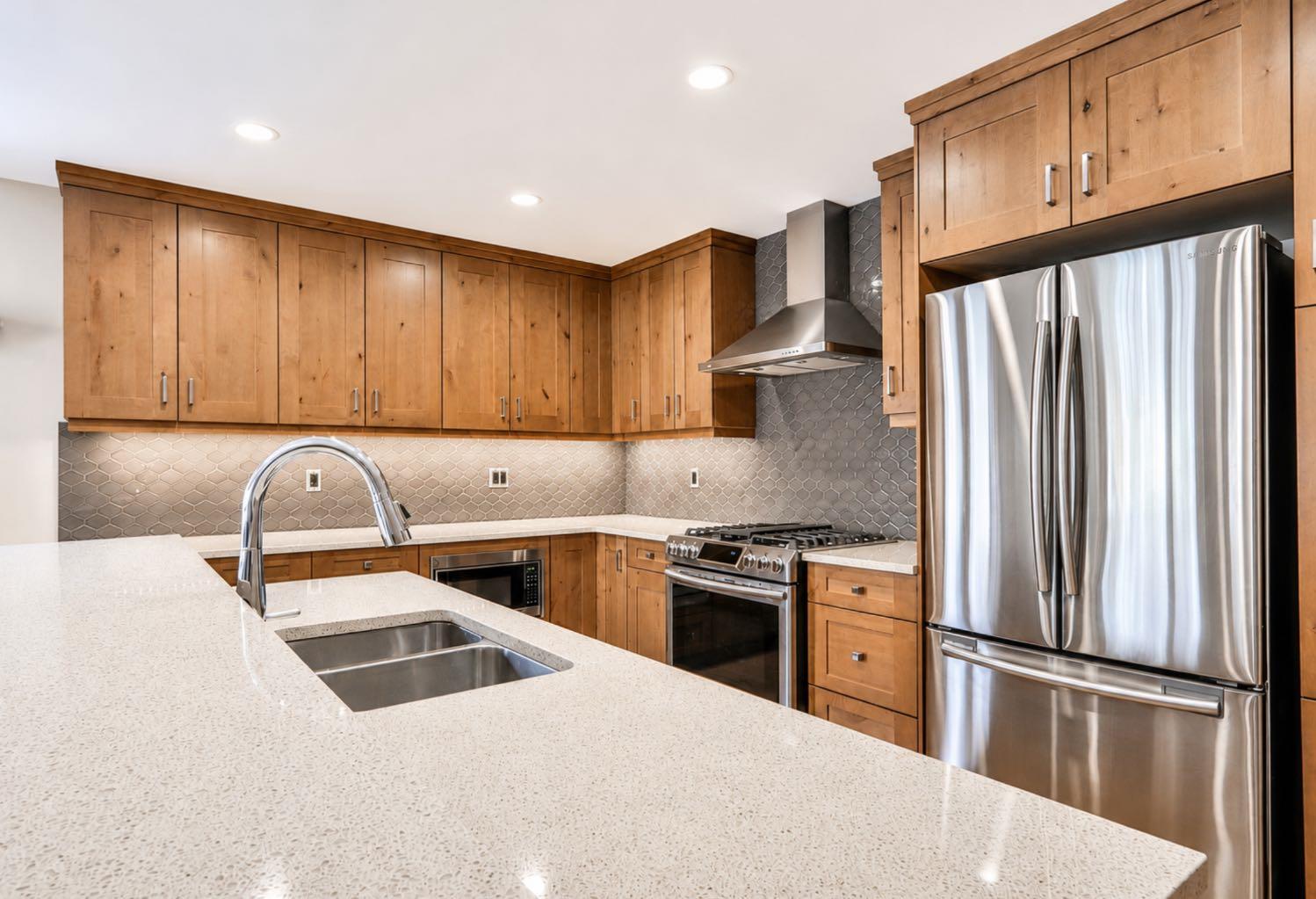 707 Spring Creek Drive 209