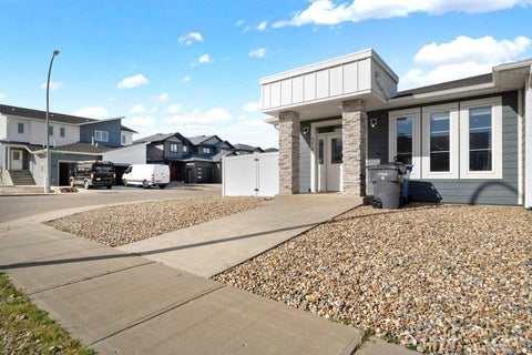 Photo of 114 Somerside Road SE, Medicine Hat, AB T1B 0N3 (MLS # A2348599)