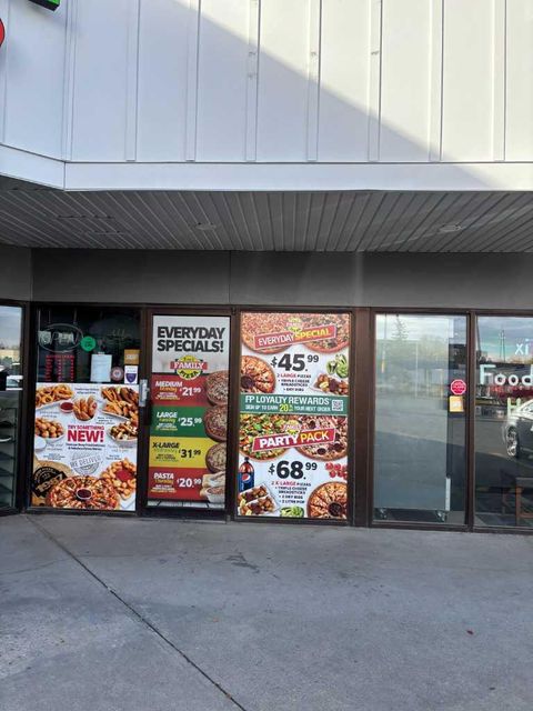 11241 30 Street SW 11241 Calgary AB T2W 4N5