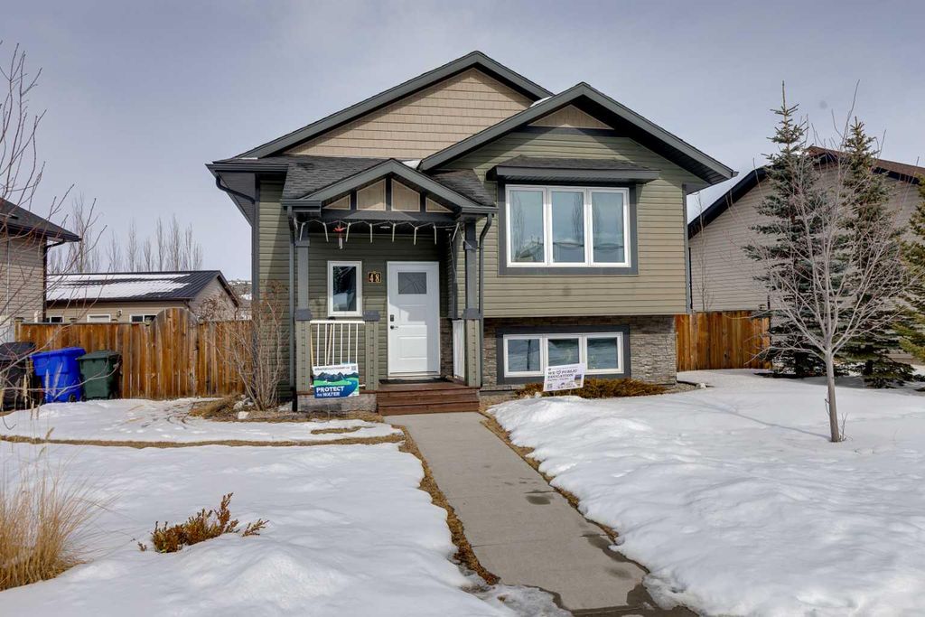 Photo of 48 Hawthorn Way NE, Olds, AB T4H 1X7 (MLS # A2291739)