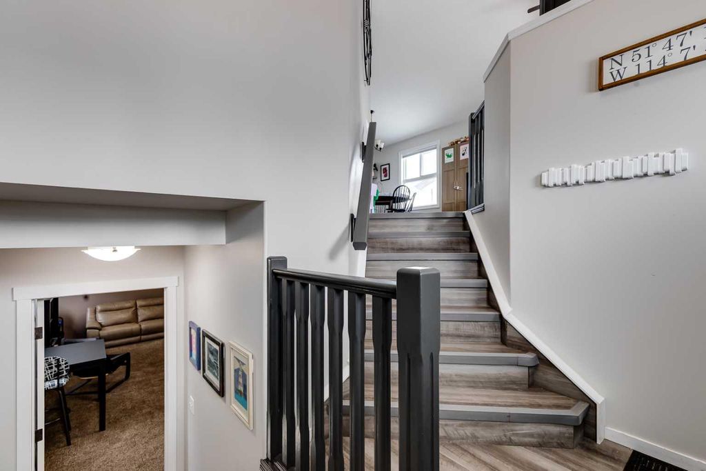 Photo of 48 Hawthorn Way NE, Olds, AB T4H 1X7 (MLS # A2291739)