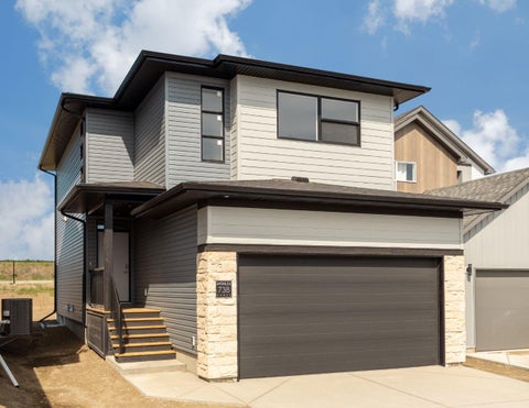 Photo of 738 Violet Place W, Lethbridge, AB T1J 5V1 (MLS # A2283970)