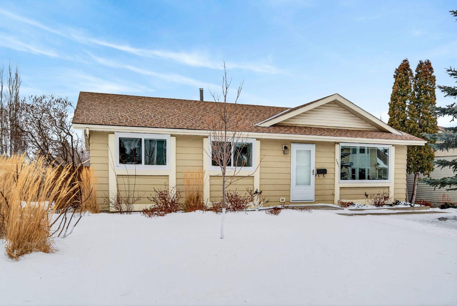 151 Erin Park Close SE