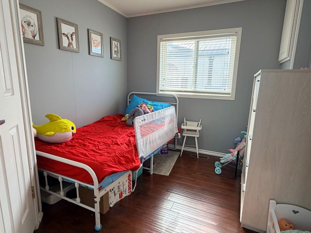 Photo of 254 Skogg Avenue, Hinton, AB T7V 1A6 (MLS # A2292432)