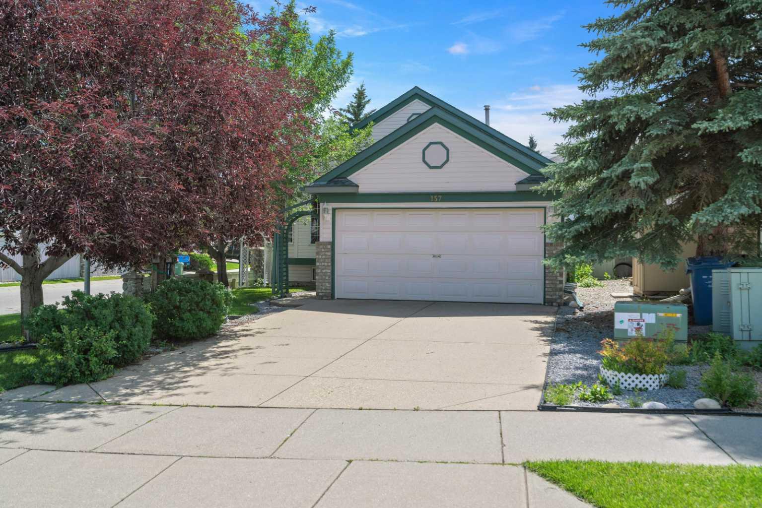 157 Somerset Drive SW