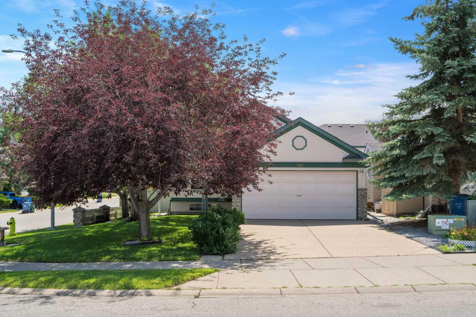 157 Somerset Drive SW