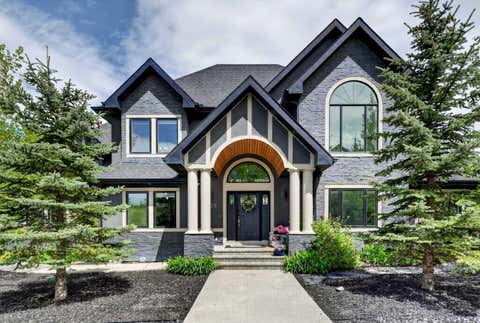 Photo of 168 Posthill Drive SW, Calgary, AB T3H 0J1 (MLS # A2318991)