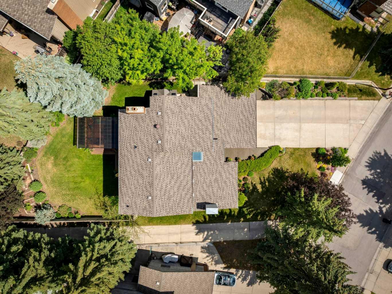 1052 Edgemont Road NW