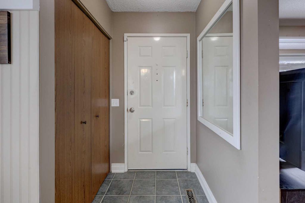 Photo of 16 Martingrove Mews NE, Calgary, AB T3J 2S9 (MLS # A2329214)
