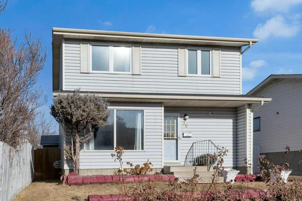 Photo of 36 Castlebrook Way NE, Calgary, AB T3J 2A1 (MLS # A2286378)