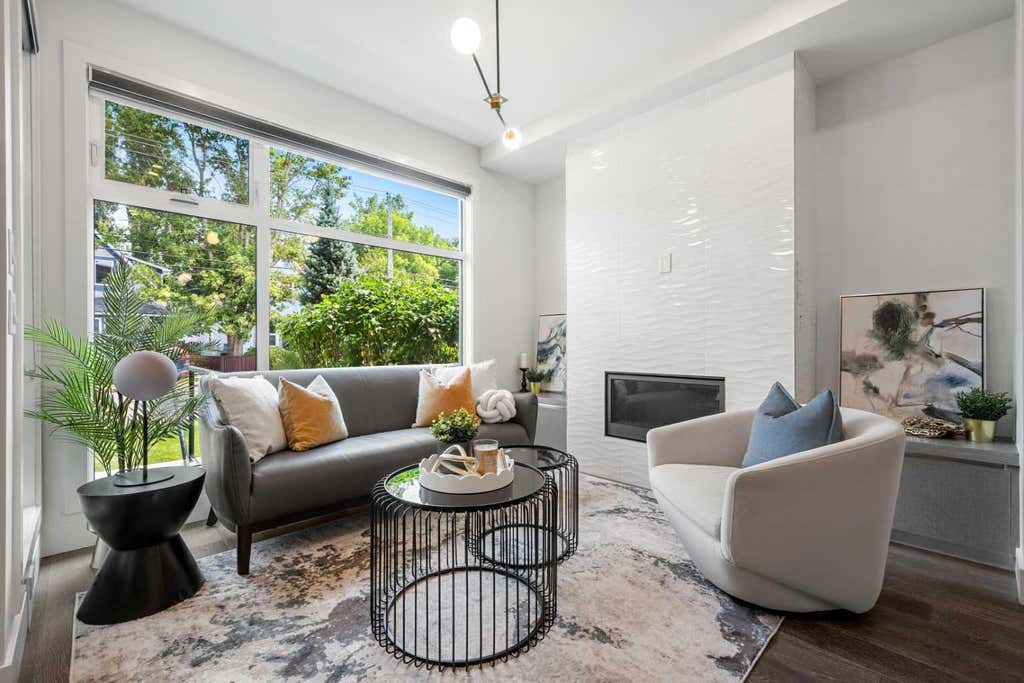 Photo of 1103 4 Street NE, Calgary, AB T2E 8A8 (MLS # A2335938)