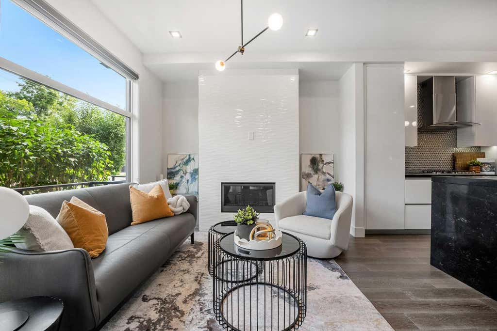 Photo of 1103 4 Street NE, Calgary, AB T2E 8A8 (MLS # A2335938)