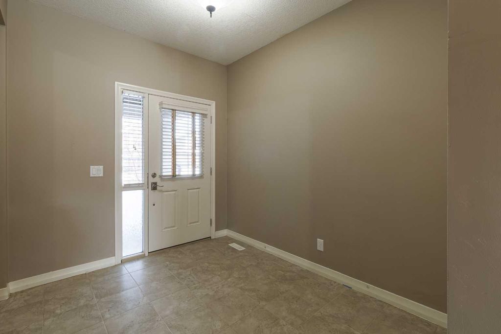 Photo of 115 Auburn Glen Way SE, Calgary, AB T3M 0M9 (MLS # A2292461)