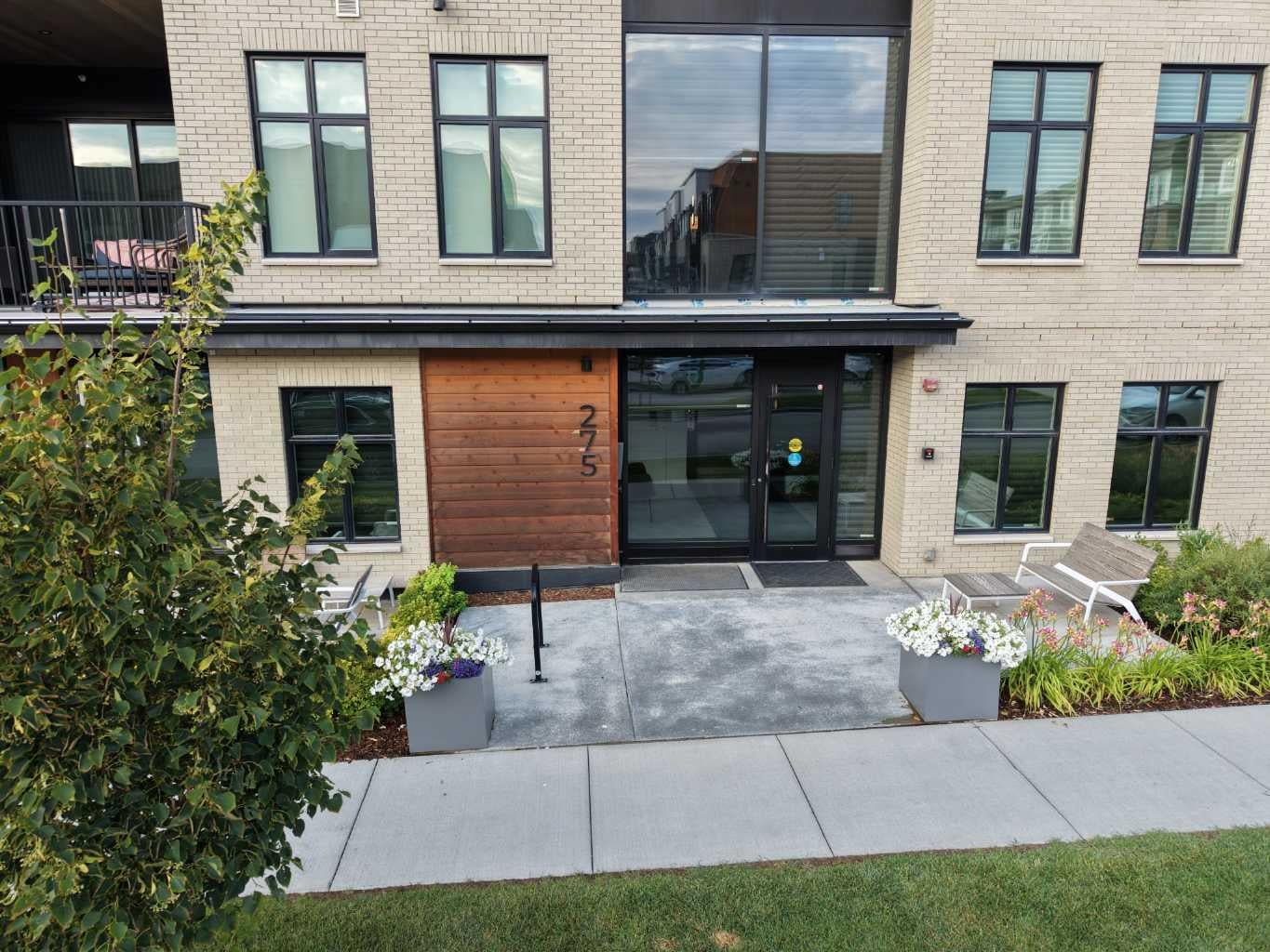 275 Lebel Crescent NW 203