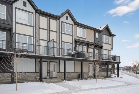 816 Belmont Drive SW Calgary AB T2X 4A6