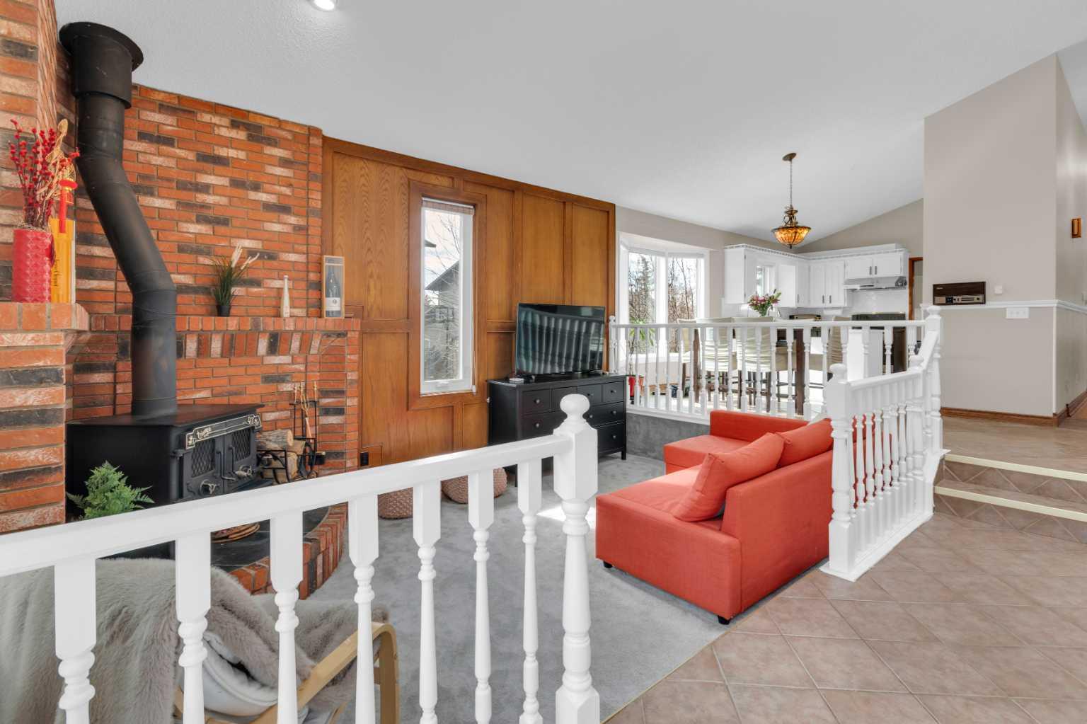 111 Edforth Place NW