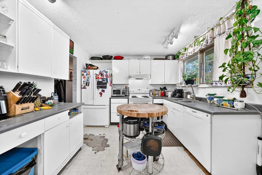 Photo of 360 Rundlefield Road NE, Calgary, AB T1Y 2W4 (MLS # A2349990)