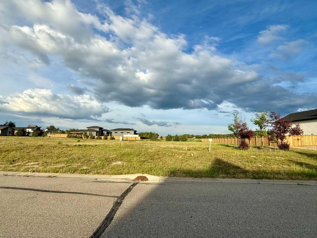 Photo of 5709 Poplar Lane, Rural Grande Prairie No. 1, County of, AB T8W 0H3 (MLS # A2048956)