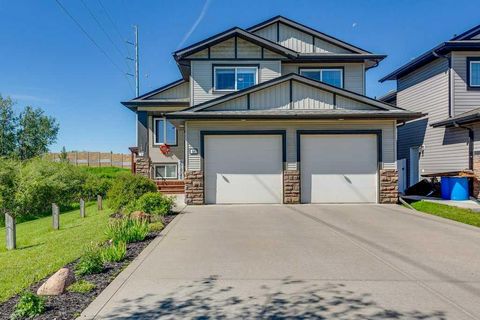Photo of 84 Windermere Close, Red Deer, AB T4N 2J8 (MLS # A2327198)