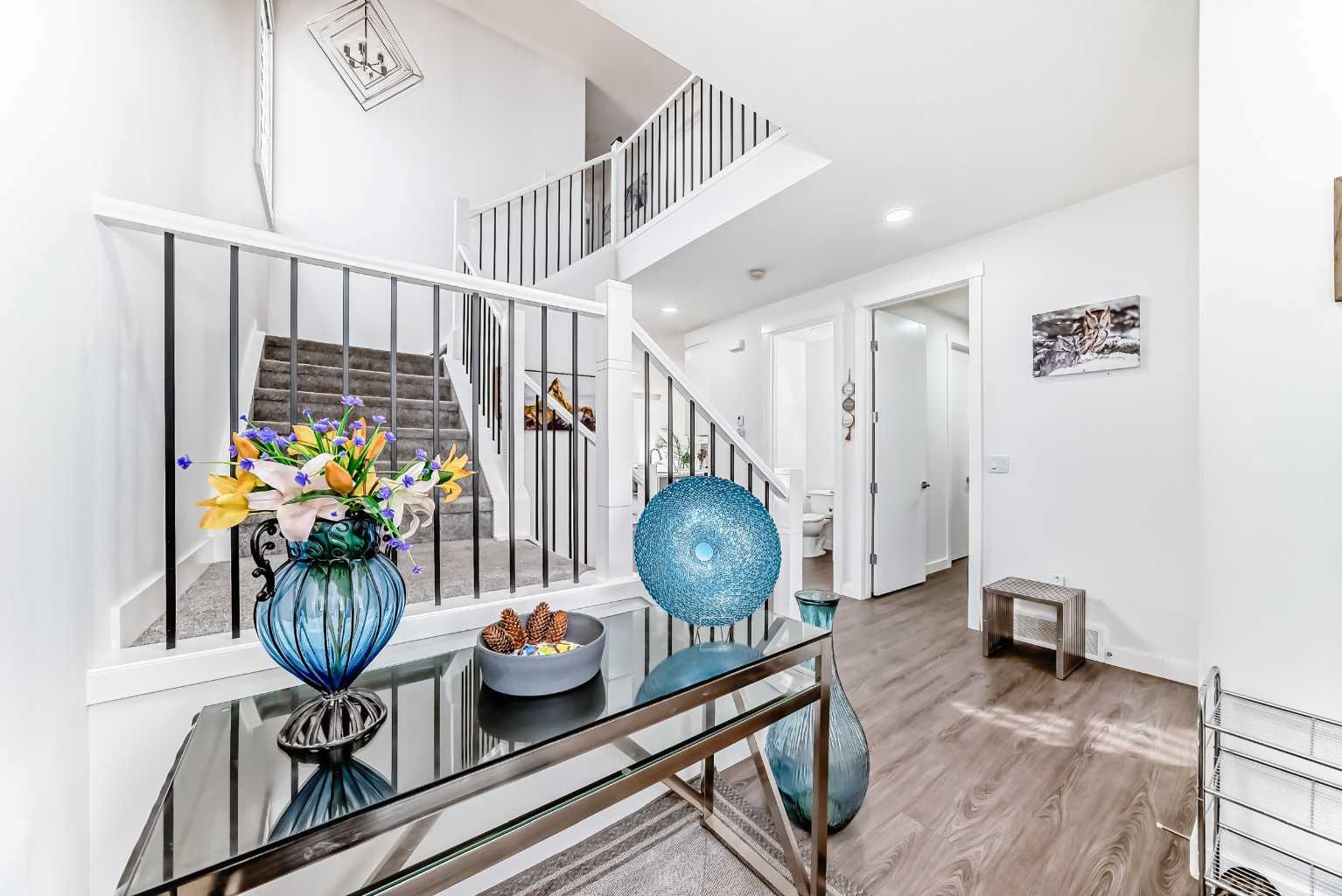 772 Edgefield Crescent