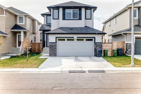 772 Edgefield Crescent Strathmore AB T1P 0H5