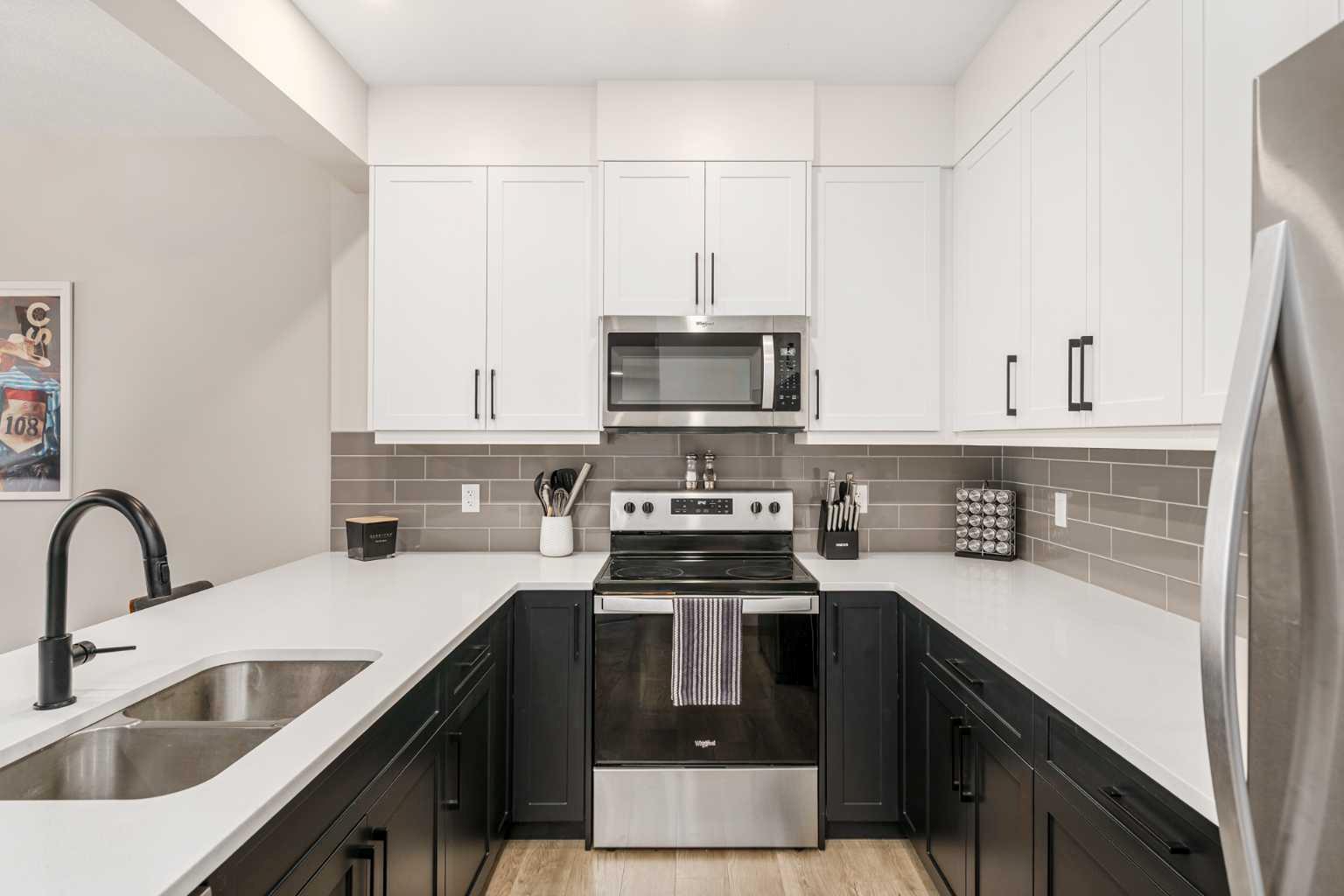 915 Crestridge Common SW