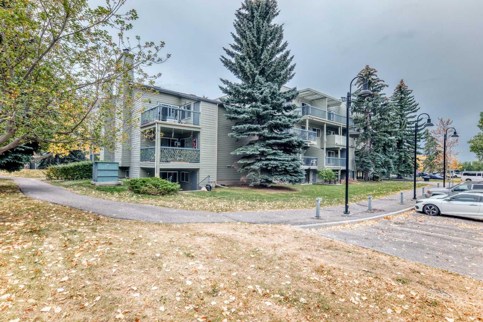 60 Glamis Drive SW 1210