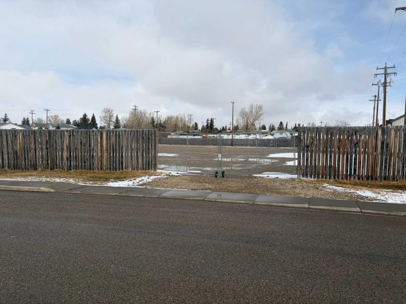 1038 Ross Street 1014