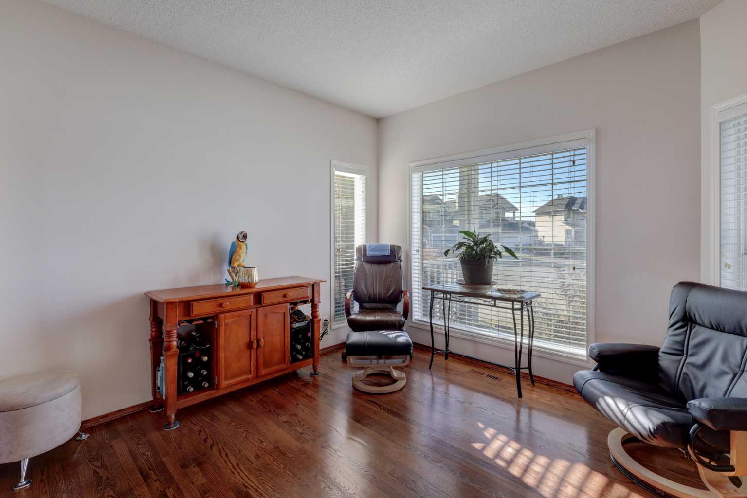 20 Coral Reef Bay NE