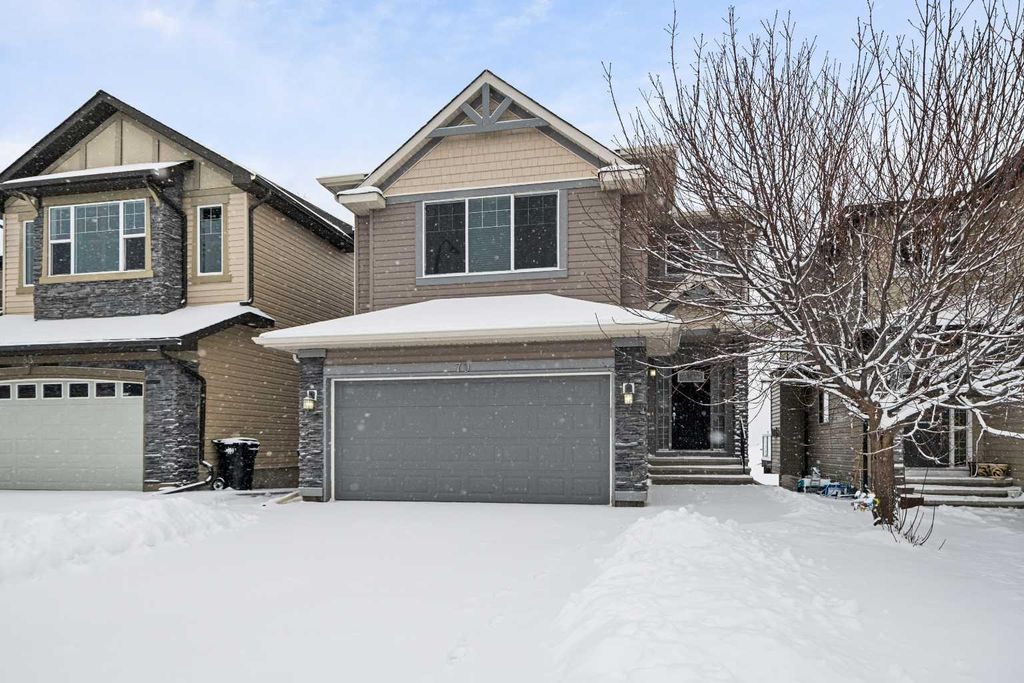 Photo of 79 Pantego Way NW, Calgary, AB T3K 0K6 (MLS # A2292908)